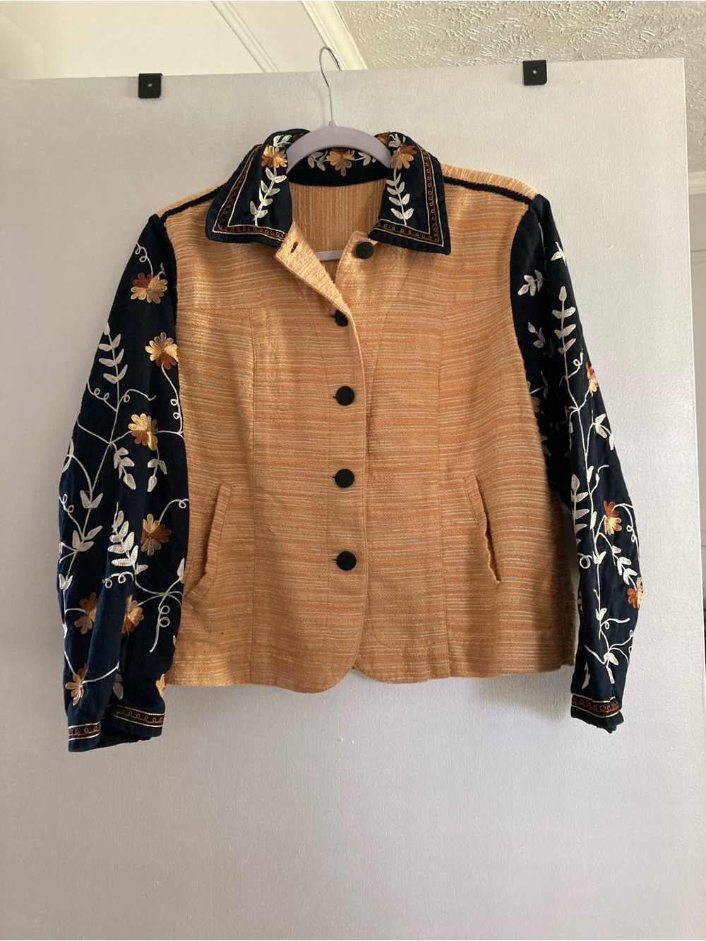 Vintage Floral Patterned Jacket